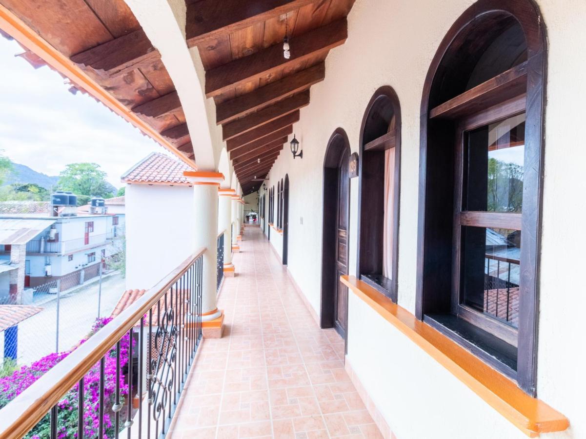 Hotel Villa Real II San Cristóbal de Las Casas المظهر الخارجي الصورة